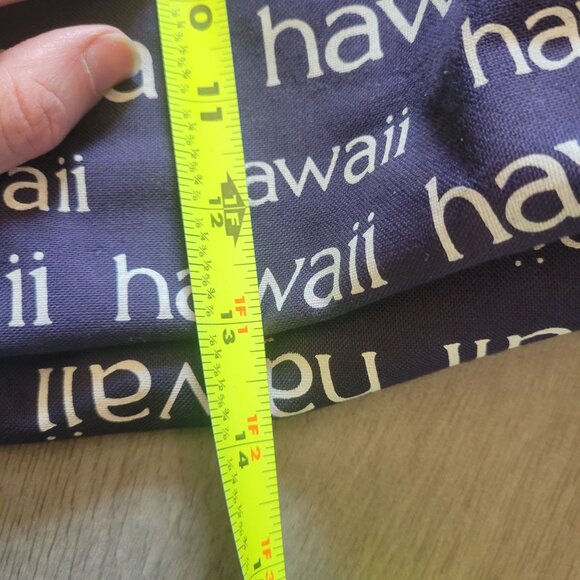 Hawaii Print Canvas Tote Bag With Bamboo Handles & Snap Closure - Picture 6 of 8